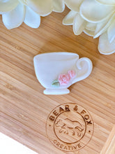 Load image into Gallery viewer, Tea Cup cookie &amp; fondant cutter
