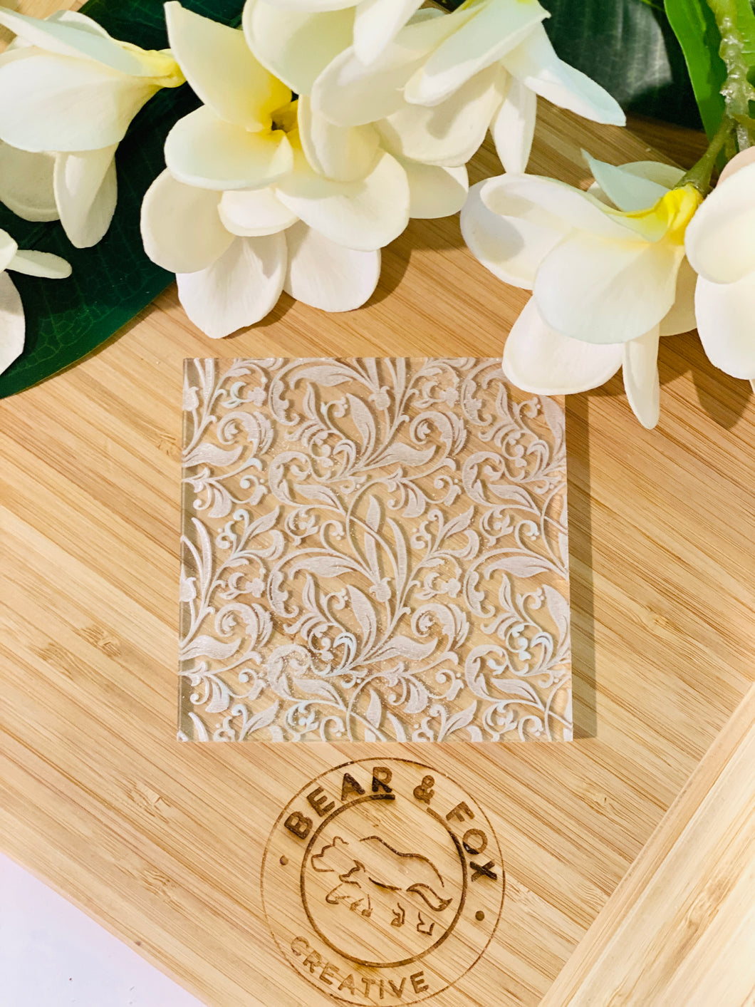 Damask Texture Plate